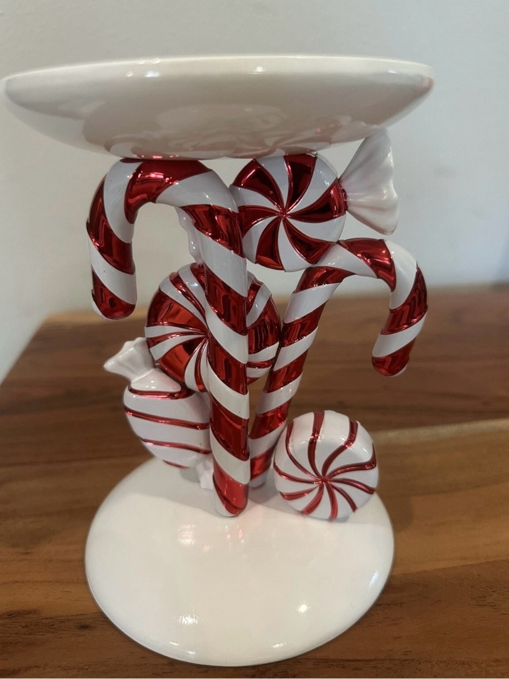 Bath & Body Works: 3-Wick Candle Christmas Peppermint Pedestal In Original Box - Picture 3 of 8